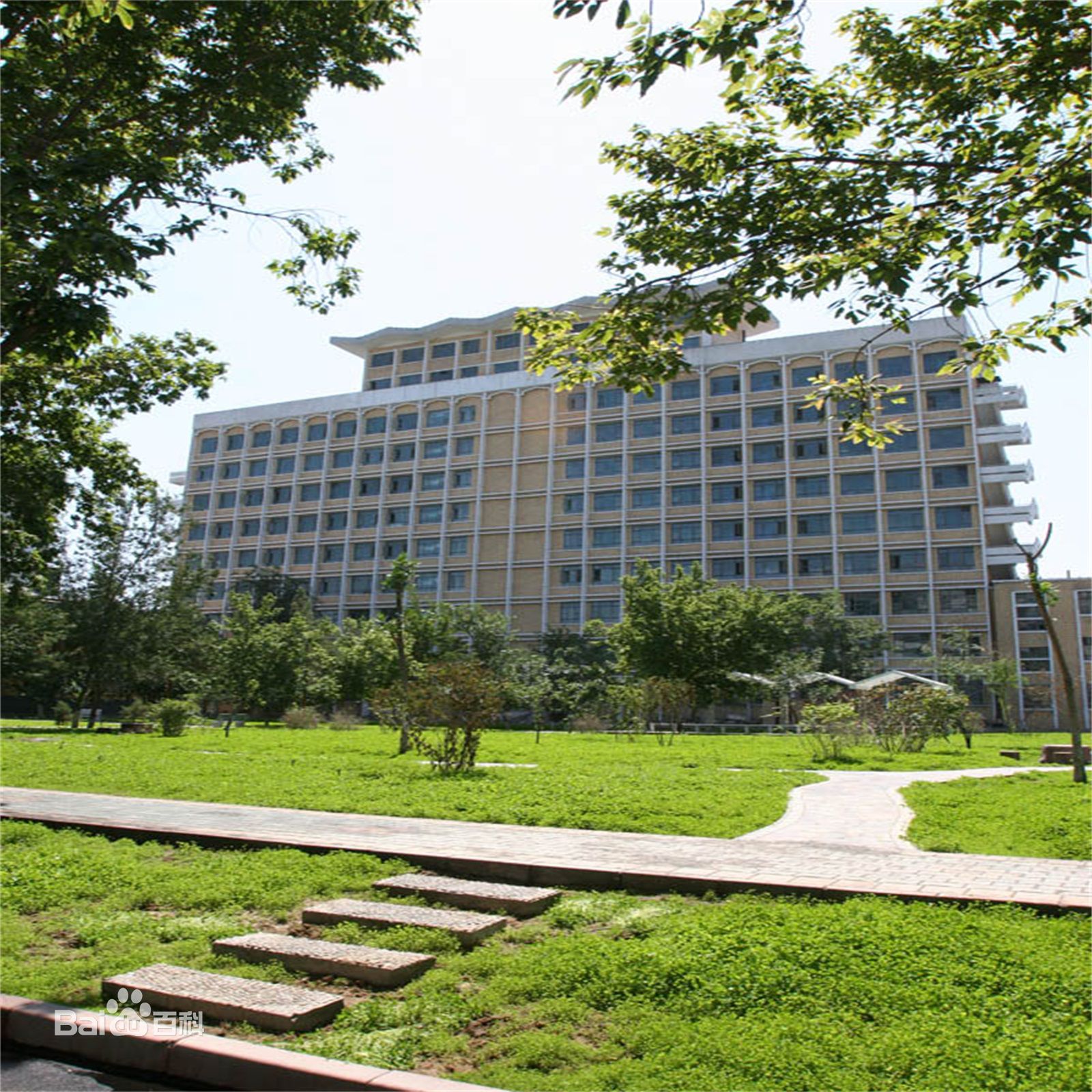 新疆醫科大學怎么樣 是幾本?附屬醫院有哪些?